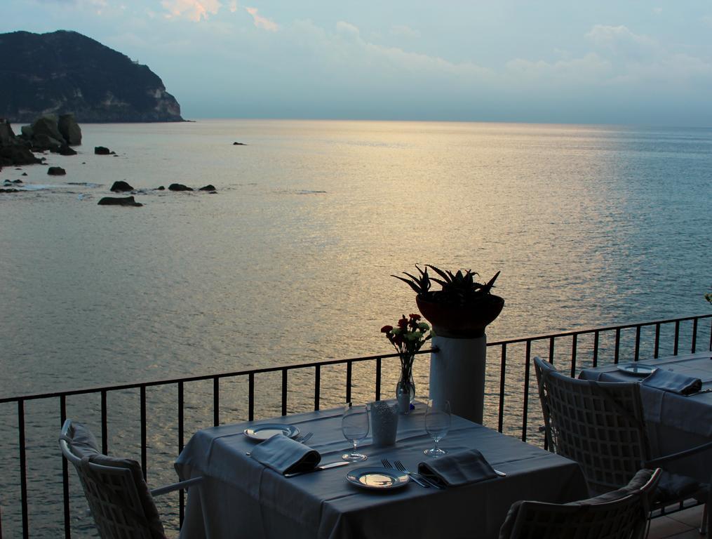 Hotel Umberto A Mare Forio (Isola d'Ischia) Quarto foto